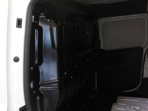 Used 2021 RAM ProMaster City Tradesman FWD image 19
