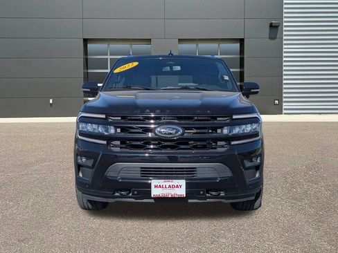 Used 2022 Ford Expedition Max Limited AWD/4WD image 2