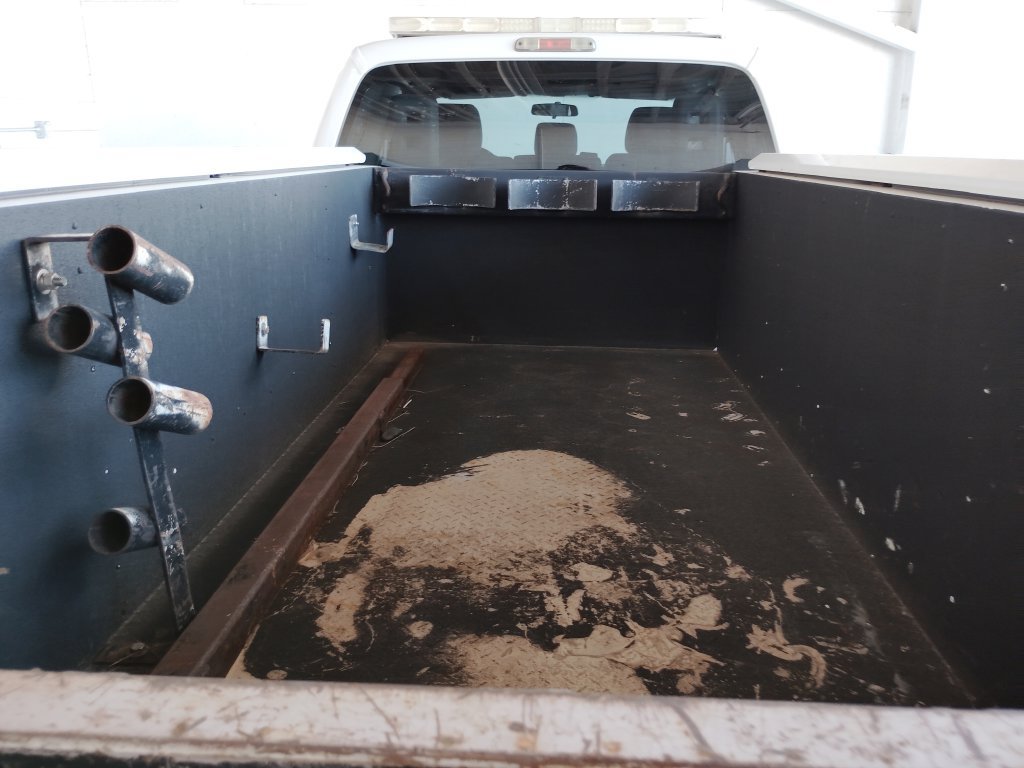 Used 2016 Ford F250 XL w/ Power Equipment Group RWD image 22