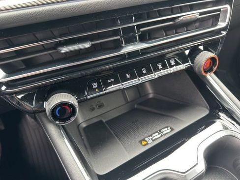 New 2026 Chevrolet Traverse High Country w/ LPO, Floor Liner Package image 32