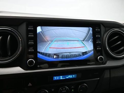 Used 2021 Toyota Tacoma TRD Off-Road image 30