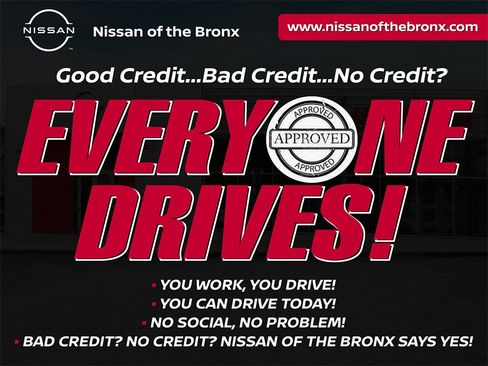 Used 2025 Nissan Sentra SV image 3