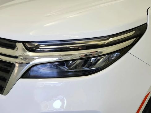 Used 2024 Chevrolet Equinox LT w/ LPO, Floor Liner Package image 14