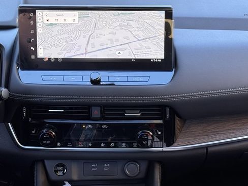 New 2026 Nissan Rogue Platinum w/ Platinum Premium Package image 18