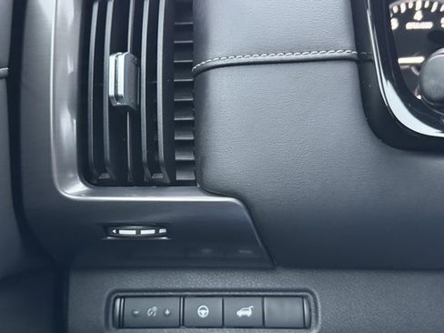 Used 2022 Nissan Pathfinder SL image 26