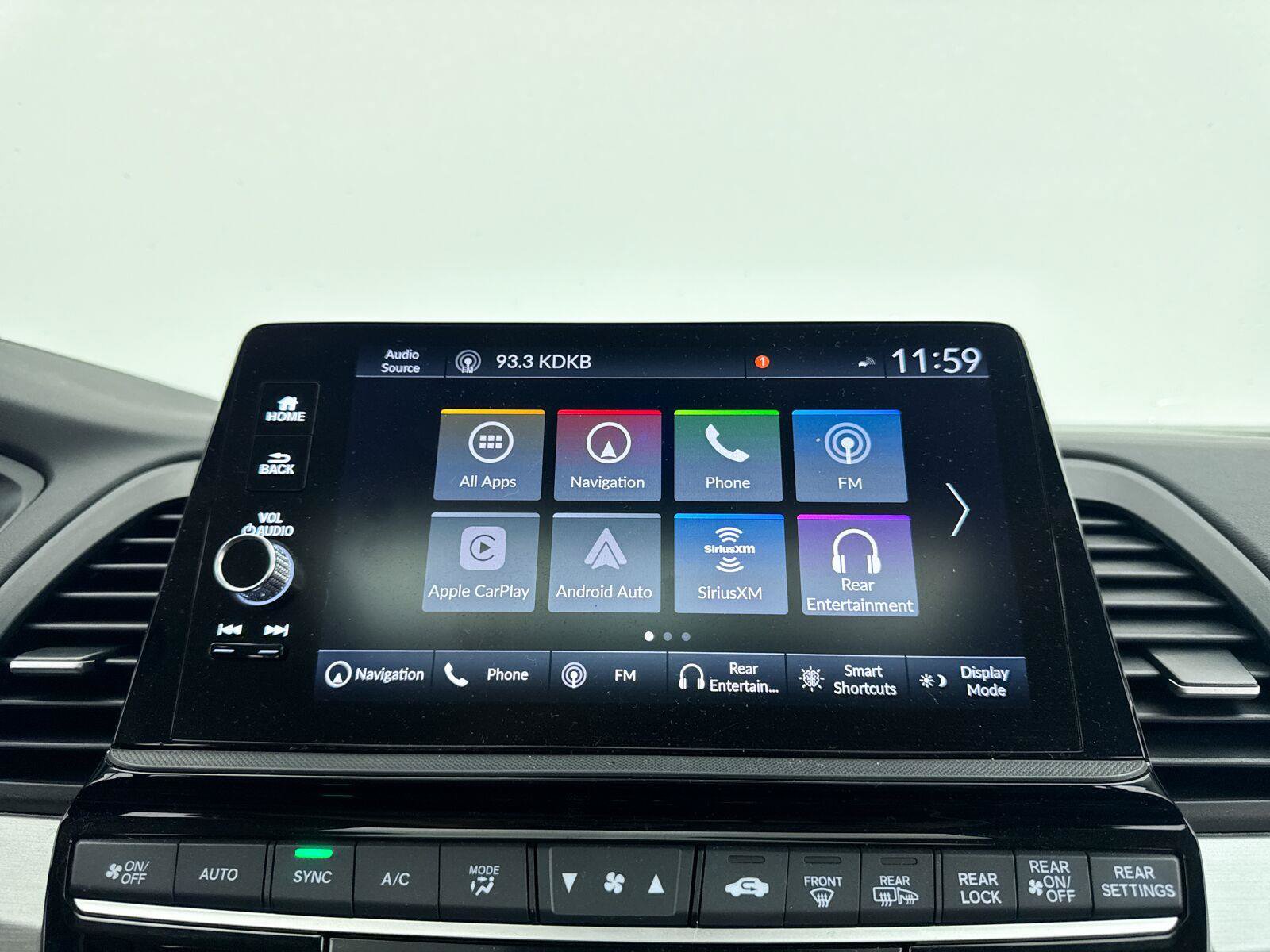 Used 2025 Honda Odyssey Touring image 25