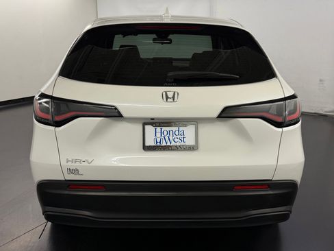 Certified 2023 Honda HR-V LX image 10