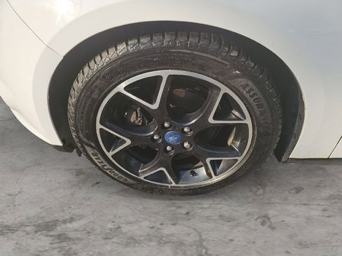 Used 2013 Ford Focus SE image 9