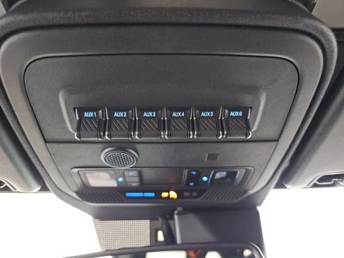 Used 2024 Ford Bronco Badlands image 26