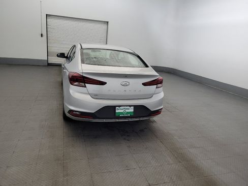 Used 2019 Hyundai Elantra SE w/ Cargo Package FWD image 6
