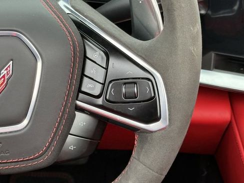 Used 2022 Chevrolet Corvette Stingray Premium Conv w/ Z51 Performance Package RWD image 15