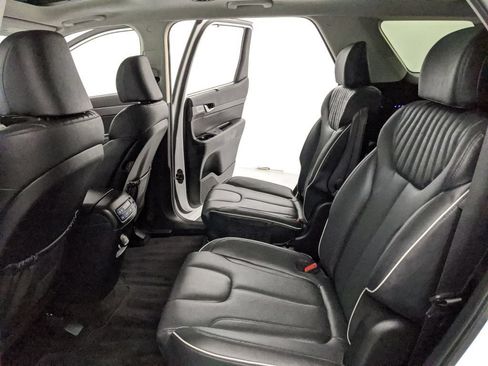 Used 2025 Hyundai Palisade Limited AWD/4WD image 16