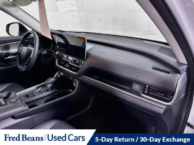 Used 2025 Toyota Grand Highlander AWD image 39