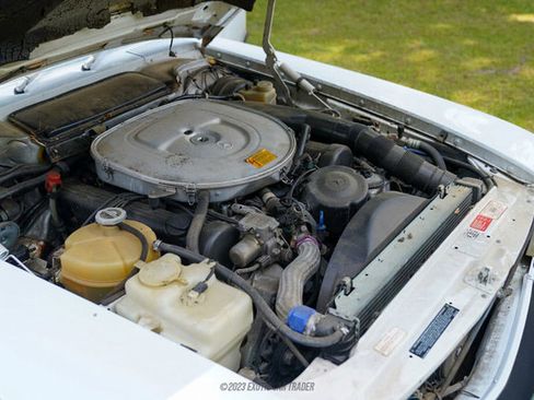 Used 1989 Mercedes-Benz 560 SL image 18