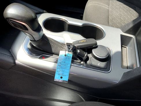 Used 2019 Chevrolet Blazer LT image 13