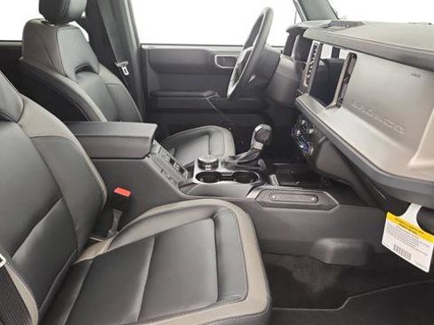 New 2025 Ford Bronco Outer Banks image 23