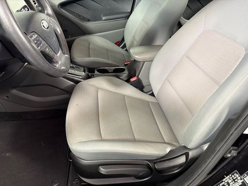 Used 2018 Kia Forte LX w/ LX Popular Package FWD image 8