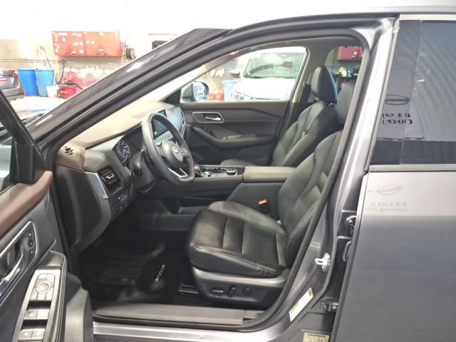 Used 2021 Nissan Rogue SL AWD/4WD image 9