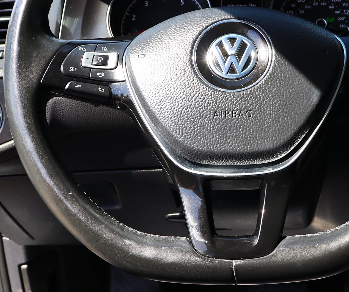 Used 2019 Volkswagen Golf SE w/ Driver Assistance Package FWD image 52