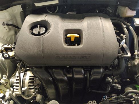 Used 2025 Kia Soul LX image 30