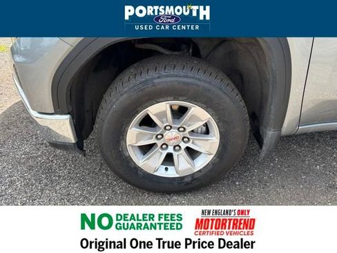 Used 2024 GMC Sierra 1500 SLE image 29