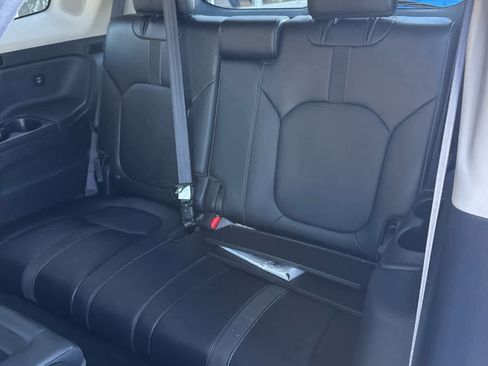 Used 2025 Honda Pilot Touring image 26