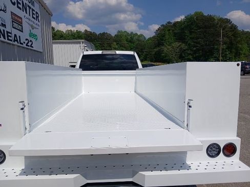 New 2026 RAM 4500 Tradesman w/ Chrome Appearance Group AWD/4WD image 6