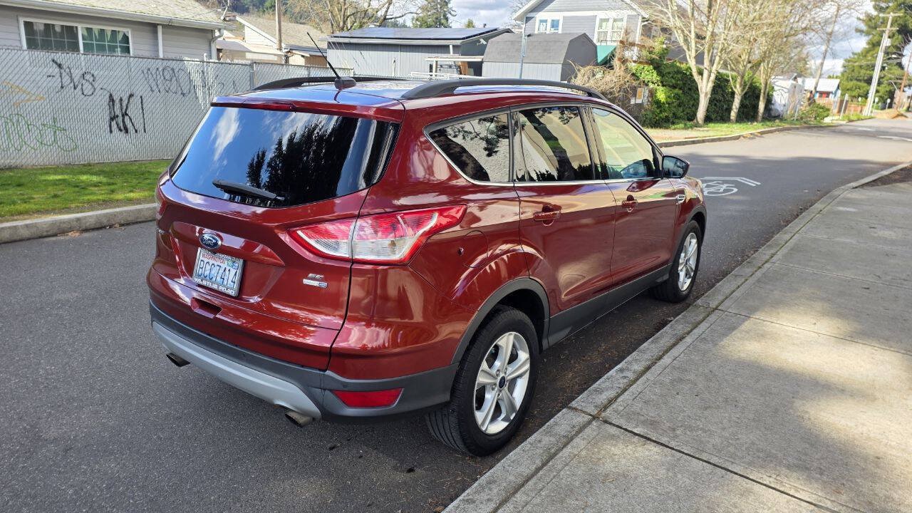 Used 2015 Ford Escape SE w/ Equipment Group 201A AWD/4WD image 5