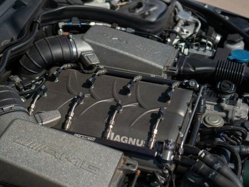 Used 2012 Mercedes-Benz C 63 AMG Coupe image 43