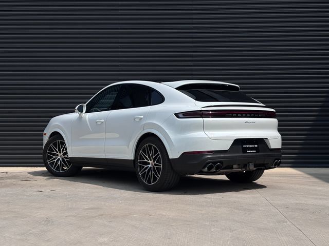 Certified 2026 Porsche Cayenne Coupe AWD/4WD image 3