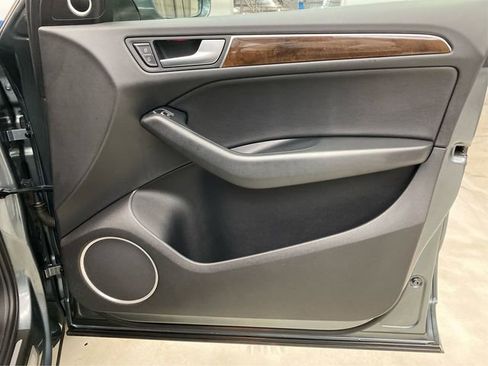 Used 2015 Audi Q5 2.0T Premium Plus w/ Technology Package image 27