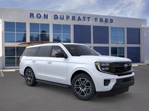 New 2026 Ford Expedition Active AWD/4WD image 31