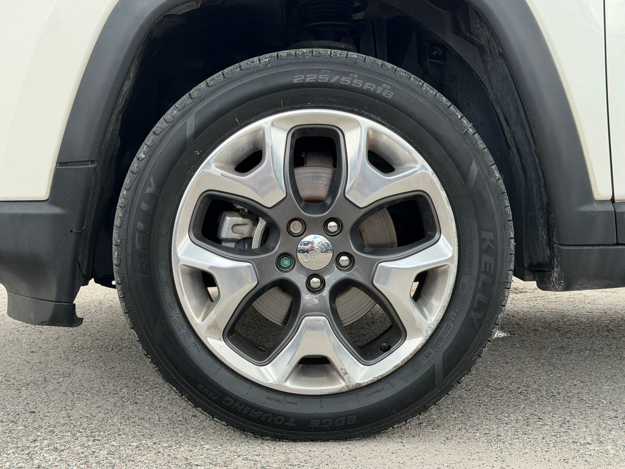 Used 2018 Jeep Compass Limited w/ Navigation Group AWD/4WD image 12