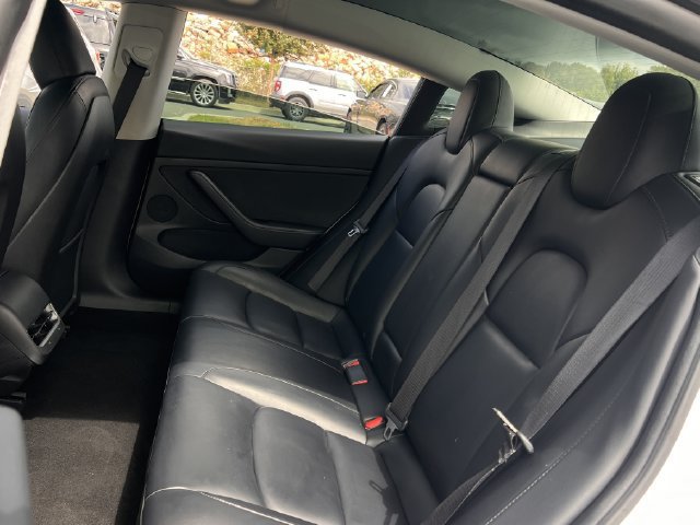 Used 2021 Tesla Model 3 Standard Range Plus RWD image 14