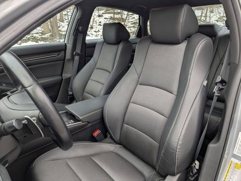 Used 2019 Honda Accord Sport image 12