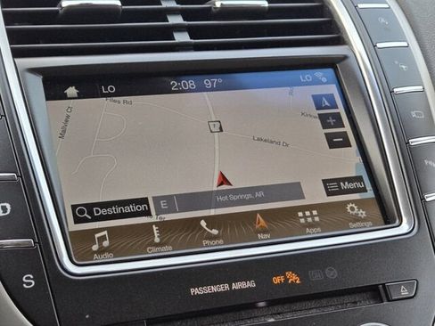 Used 2019 Lincoln Nautilus Reserve FWD image 27