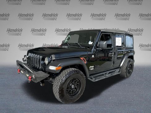 Used 2021 Jeep Wrangler Unlimited Sport AWD/4WD image 4