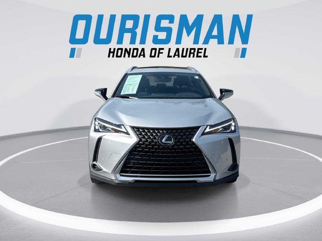 Used 2019 Lexus UX 200 w/ Premium Package FWD image 3