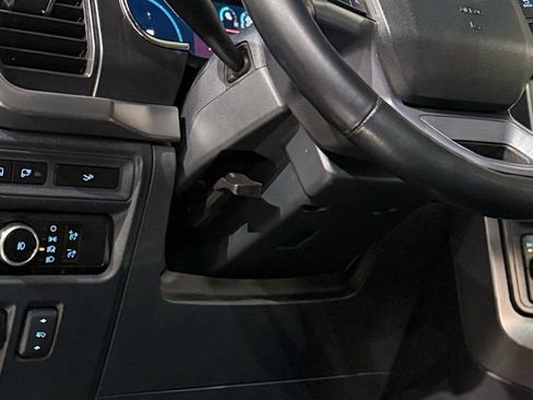 Used 2023 Ford F150 Lariat image 39