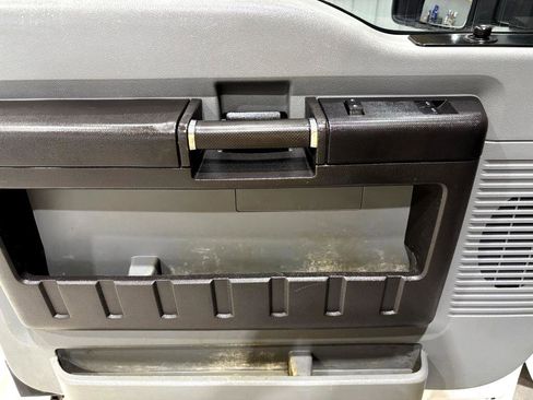 Used 2016 Ford F250 XL w/ Power Equipment Group image 16