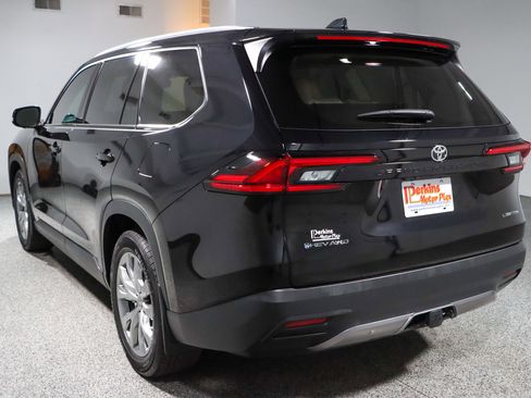 Used 2025 Toyota Grand Highlander AWD Hybrid image 9