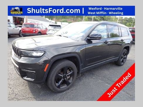 Used 2023 Jeep Grand Cherokee L Limited w/ Black Appearance Package AWD/4WD image 1
