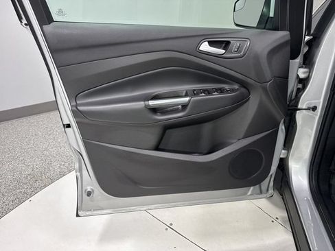 Used 2018 Ford Escape SE AWD/4WD image 10