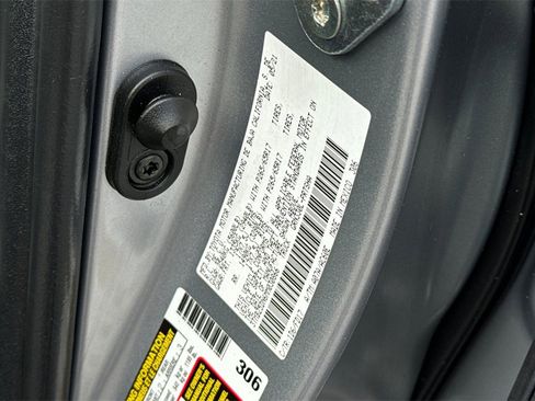 Used 2021 Toyota Tacoma TRD Sport image 26