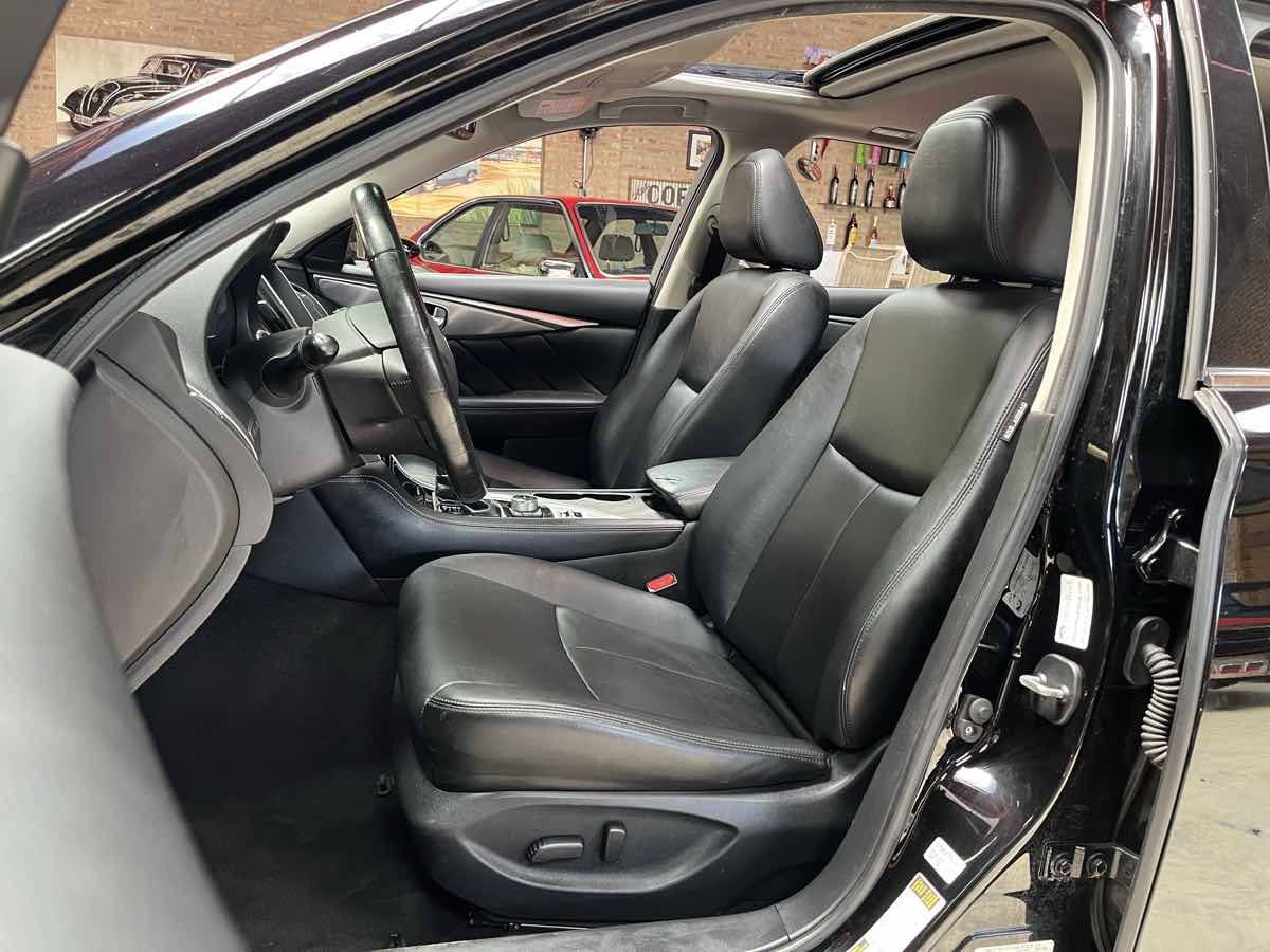 Used 2017 INFINITI Q50 2.0t w/ Moonroof Package AWD/4WD image 23