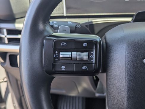 Used 2025 Hyundai Santa Fe SEL AWD/4WD image 25