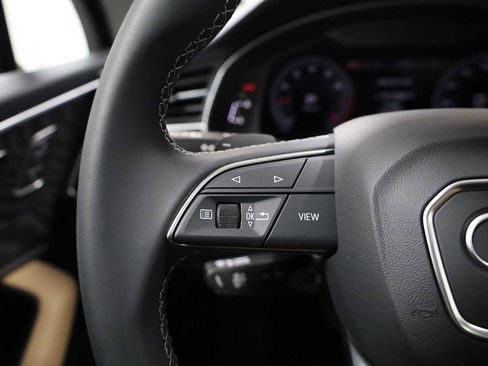 New 2026 Audi Q7 Premium image 25