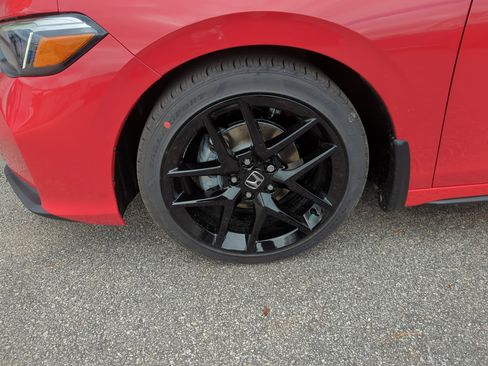 Used 2025 Honda Civic Sport image 14