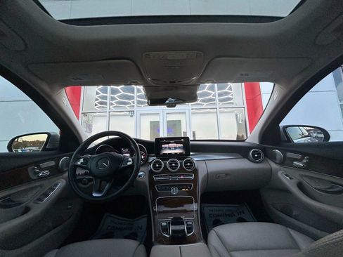 Used 2016 Mercedes-Benz C 300 Sedan image 9