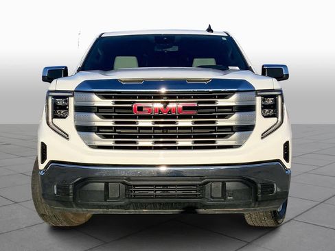 Used 2024 GMC Sierra 1500 SLE image 3
